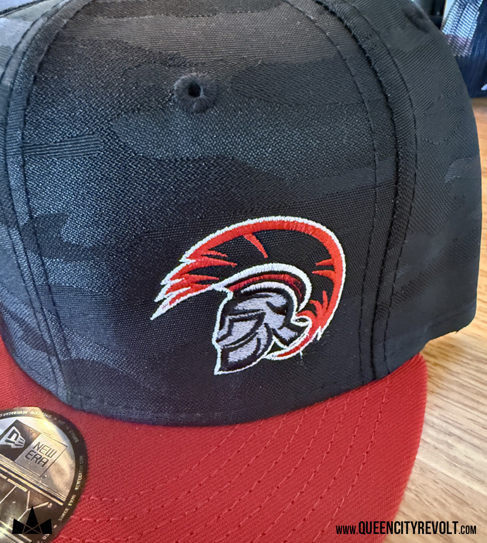 EC Snapback, Black Camo/Red